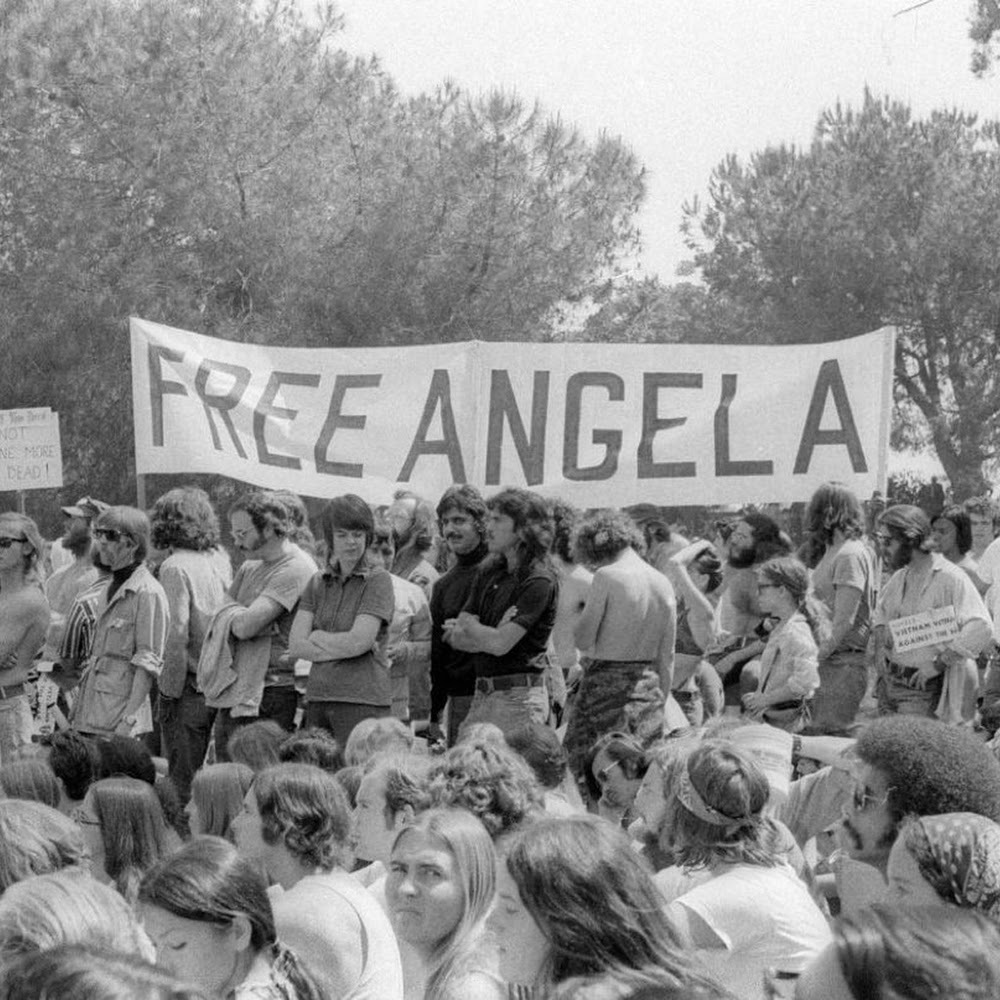 Meet your Posher, Angela